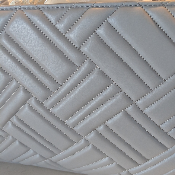 Michael Kors purse - Picture 4 of 6